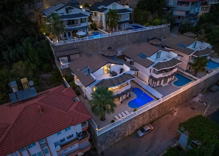 Mit Einzigartigem Ausblick Villa