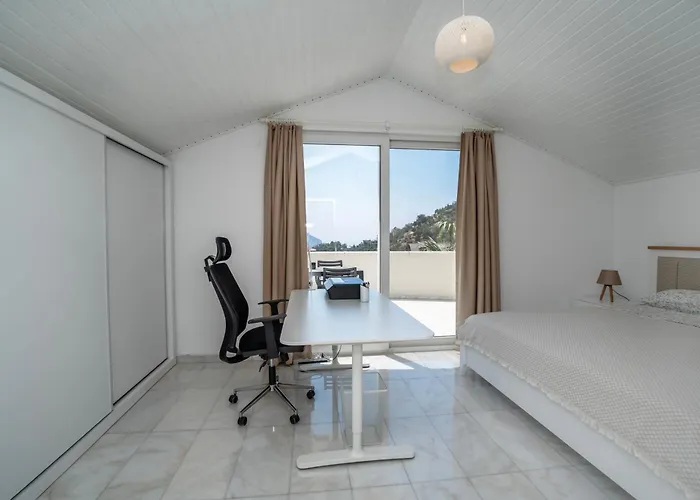 Villa Mit Einzigartigem Ausblick Alanya