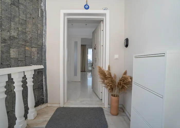 Villa Mit Einzigartigem Ausblick