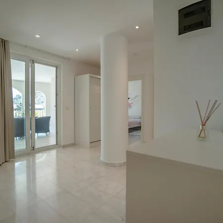 Apartment Mit Einzigartigem Ausblick