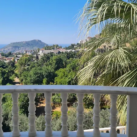Apartment Mit Einzigartigem Ausblick Alanya