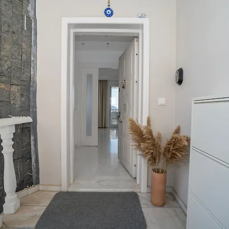 Apartment Mit Einzigartigem Ausblick