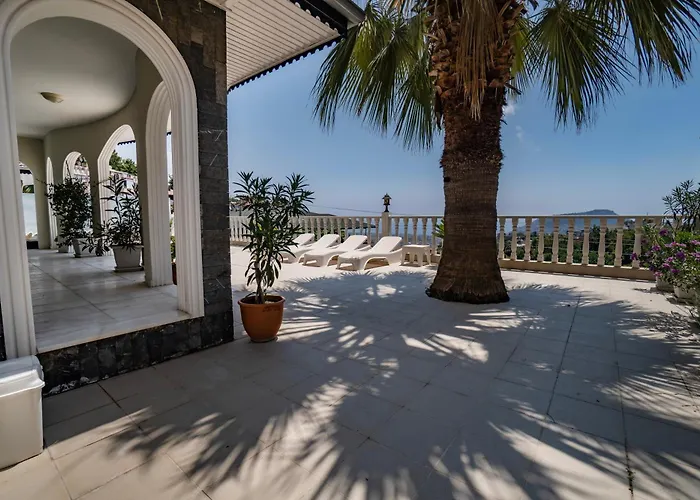 Mit Einzigartigem Ausblick *