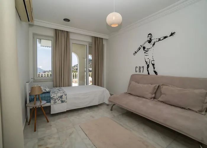 Mit Einzigartigem Ausblick *