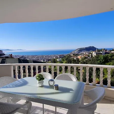 Вилла Mit Einzigartigem Ausblick Алания