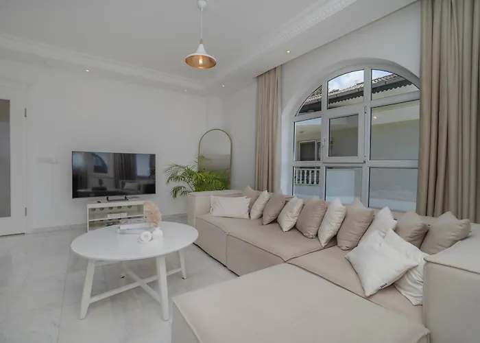 Mit Einzigartigem Ausblick Alanya