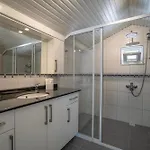 Villa Mit Einzigartigem Ausblick *
